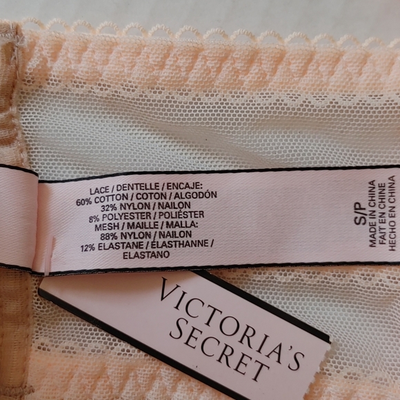 Victoria's Secret Lace Bralette & Panty Set Size S - Picture 10 of 11
